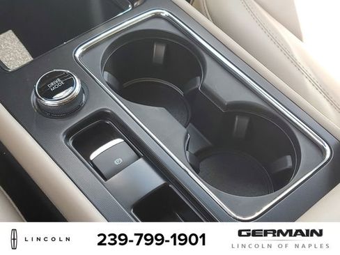 New 2025 Lincoln Corsair Premiere image 31