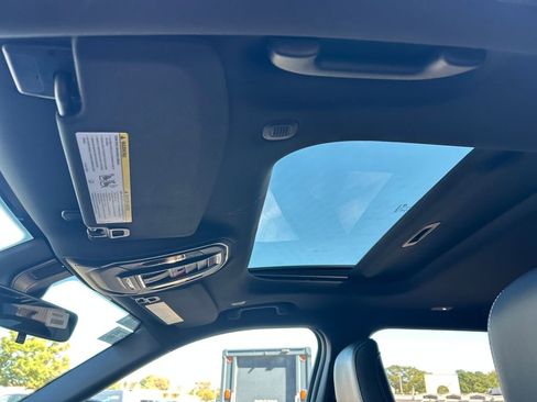 New 2025 Jeep Grand Cherokee L Altitude image 22