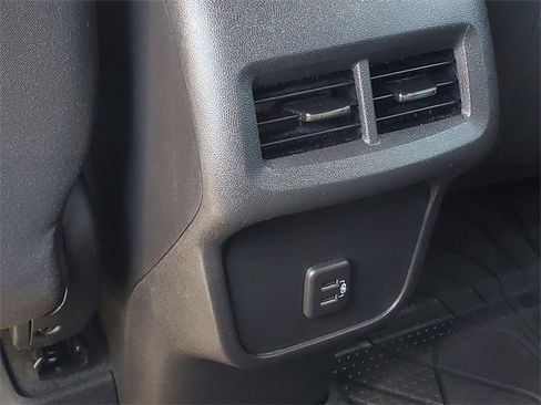 Used 2023 Chevrolet Equinox LT w/ LPO, Floor Liner Package image 29