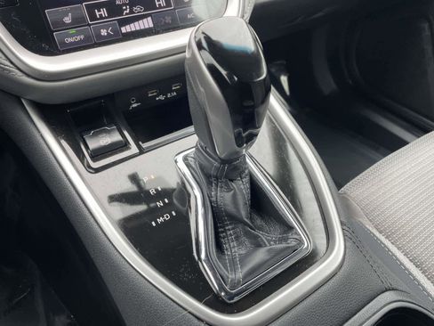 Certified 2022 Subaru Outback Premium image 21