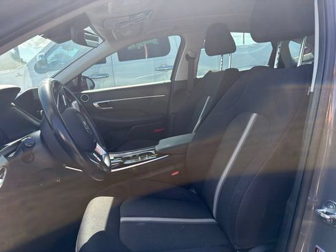 Used 2022 Hyundai Sonata SEL w/ Convenience Package FWD image 12