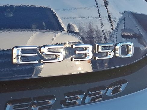 Certified 2023 Lexus ES 350 w/ Premium Package image 30