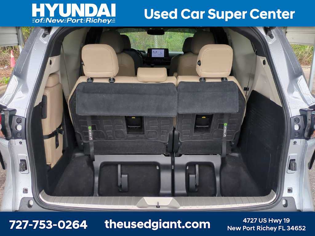 Used 2022 Toyota Sienna XLE FWD image 12