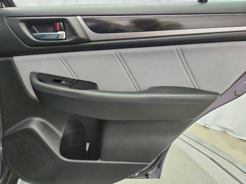Used 2017 Subaru Legacy 2.5i Sport AWD/4WD image 31