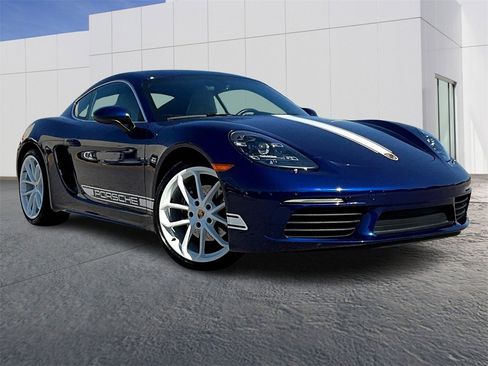 Used 2024 Porsche 718 Cayman image 9
