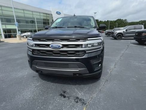 Certified 2023 Ford Expedition XLT AWD/4WD image 3