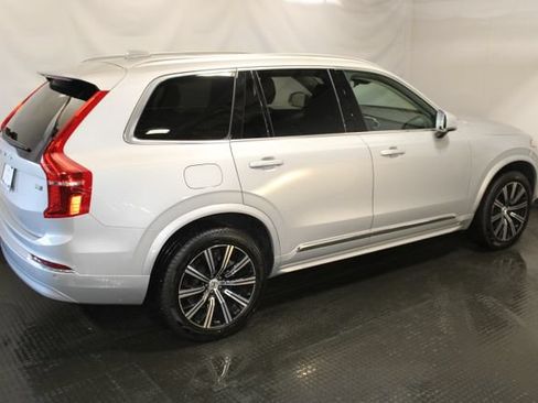 Used 2024 Volvo XC90 B5 Core w/ Climate Package AWD/4WD image 5