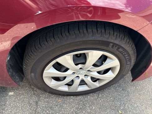 Used 2023 Toyota Corolla LE FWD image 43
