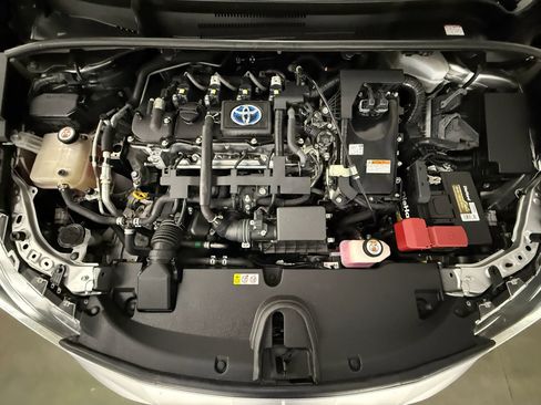 Used 2020 Toyota Corolla LE w/ Carpet Mat Package (TMS) FWD image 24