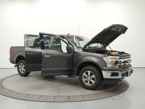 Used 2018 Ford F150 XLT w/ Equipment Group 302A Luxury AWD/4WD image 9