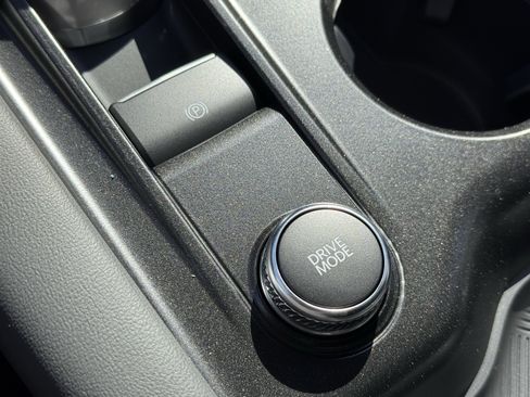 New 2026 Ford Explorer Active w/ Active Comfort Package image 18