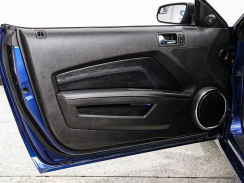 Used 2013 Ford Mustang GT Premium w/ Brembo Brake Pkg image 41