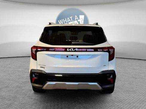 Certified 2025 Kia Seltos S AWD/4WD image 5