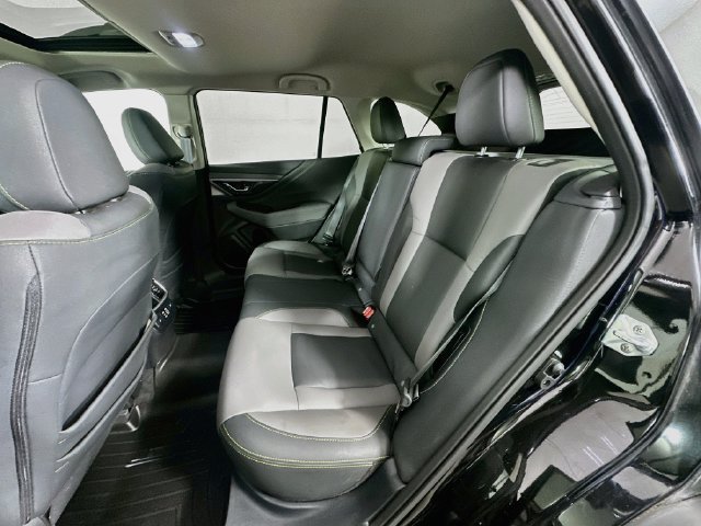 Used 2024 Subaru Outback Onyx Edition XT AWD/4WD image 25