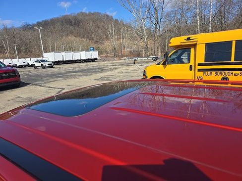 Used 2023 Ford Maverick Lariat w/ Lariat Luxury Package image 12