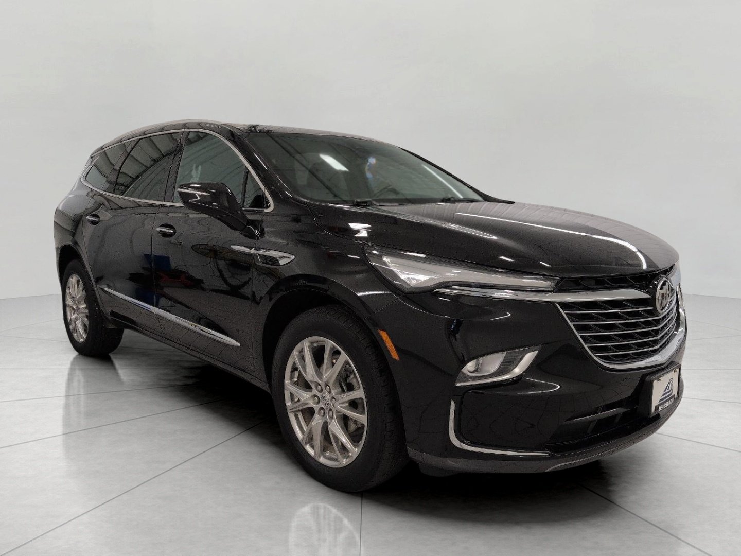 Used 2023 Buick Enclave Essence w/ Experience Buick Package AWD/4WD image 1