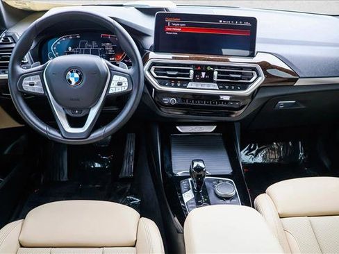 Used 2024 BMW X3 xDrive30i w/ Premium Package image 24