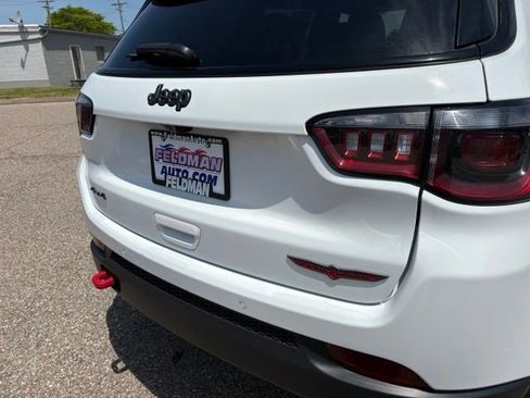 Used 2023 Jeep Compass Trailhawk AWD/4WD image 33