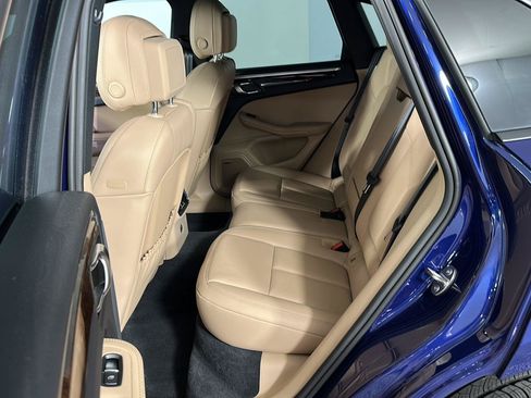 Used 2026 Porsche Macan Turbo AWD/4WD image 20