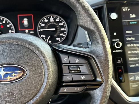 Certified 2025 Subaru Crosstrek 2.0i Premium image 28