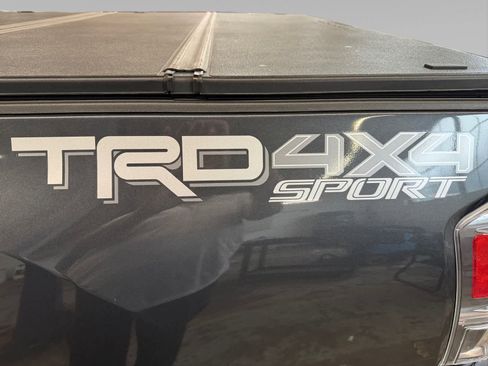 Used 2023 Toyota Tacoma TRD Sport AWD/4WD image 12