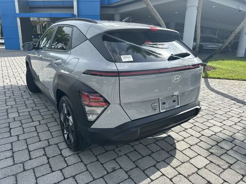 Used 2025 Hyundai Kona SEL FWD image 12