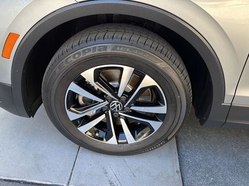 Certified 2022 Volkswagen Tiguan S FWD image 14