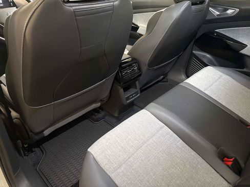 New 2026 Volkswagen ID.4 Pro image 14