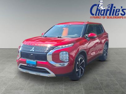 Used 2023 Mitsubishi Outlander SE