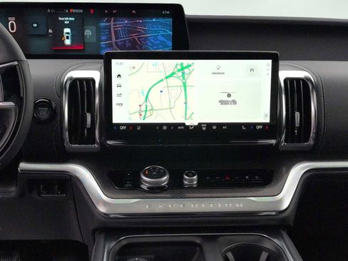 New 2025 Ford Expedition Platinum w/ Stealth Performance Package image 20