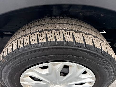 Used 2024 Ford Transit 250 Low Roof w/ Exterior Upgrade Package image 24