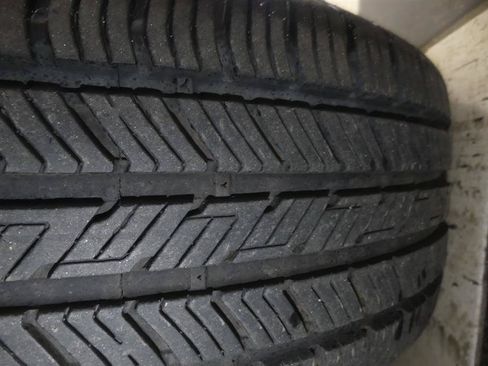 Used 2018 Toyota RAV4 LE AWD/4WD image 31