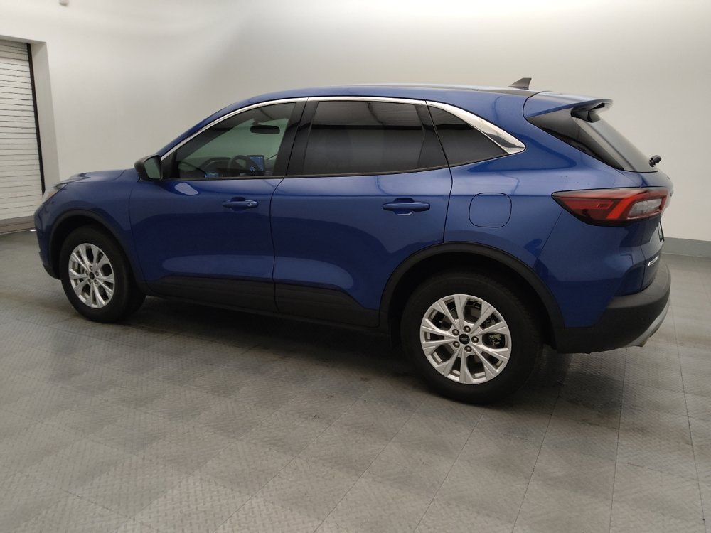 Used 2023 Ford Escape Active AWD/4WD image 3