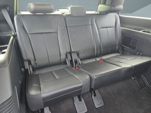 Used 2020 Ford Expedition XLT w/ Equipment Group 202A image 28