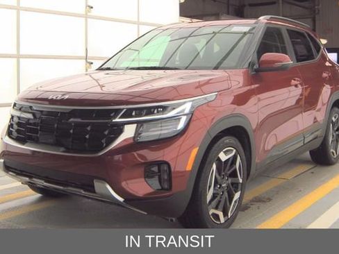 Used 2025 Kia Seltos SX image 1