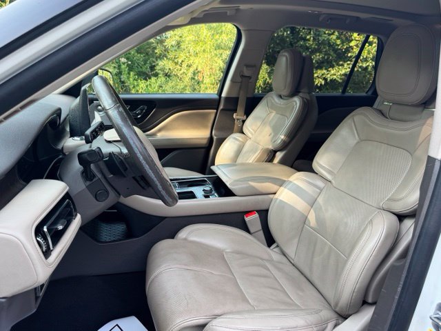 Used 2020 Lincoln Aviator Reserve w/ Equipment Group 202A AWD/4WD image 10