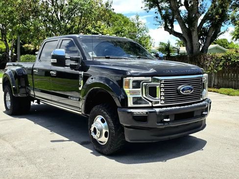 Used 2020 Ford F350 Platinum AWD/4WD image 1