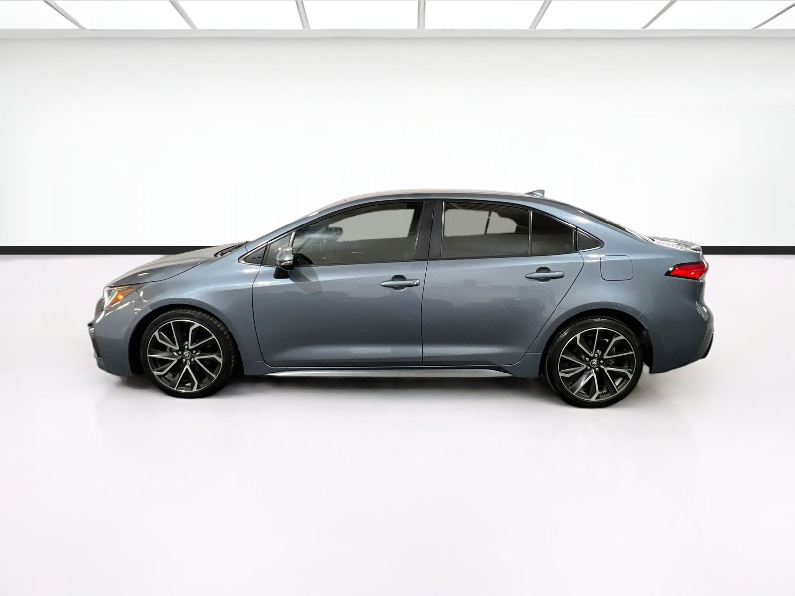 Used 2020 Toyota Corolla SE FWD image 20