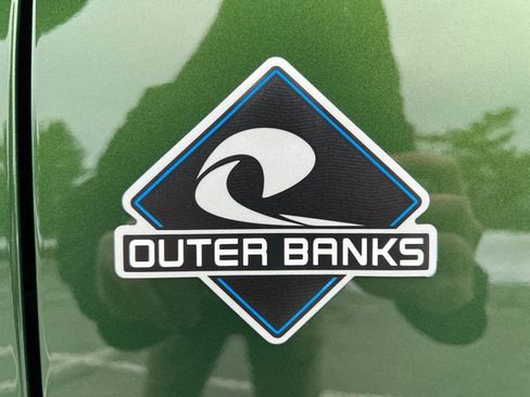 Used 2025 Ford Bronco Outer Banks image 41