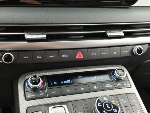 Used 2023 Hyundai Palisade SEL w/ Cargo Package AWD/4WD image 24