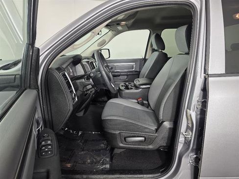 Used 2024 RAM 1500 Classic SLT image 24