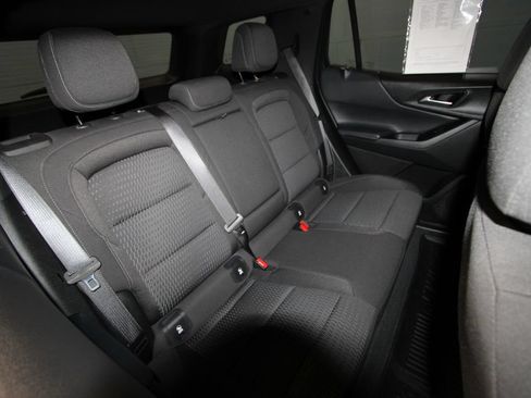 Used 2026 Chevrolet Equinox LT FWD image 21