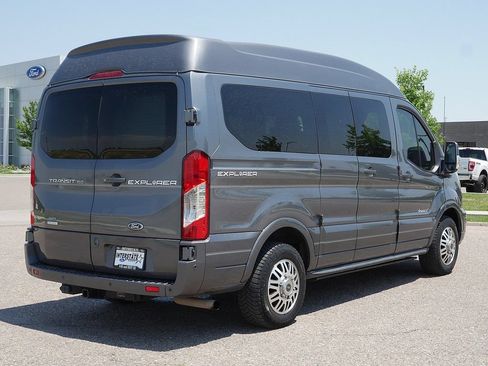Used 2022 Ford Transit 150 Low Roof AWD image 6