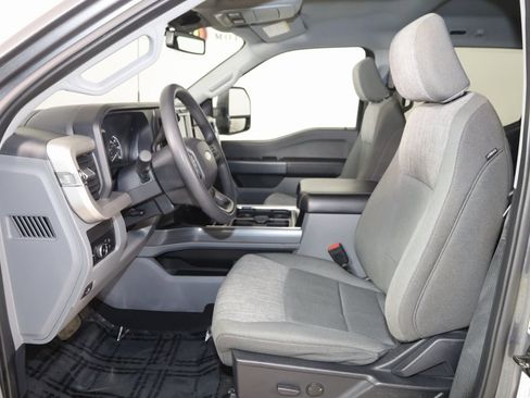 Used 2023 Ford F350 XLT image 9