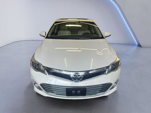Used 2015 Toyota Avalon XLE Touring image 2