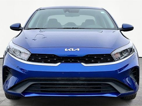 Used 2024 Kia Forte LXS image 3