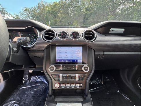 Used 2019 Ford Mustang GT Premium w/ GT Performance Package RWD image 11