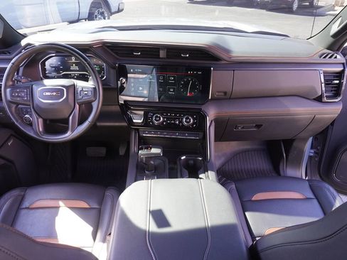 Certified 2025 GMC Sierra 1500 AT4 w/ AT4 Premium Package image 12