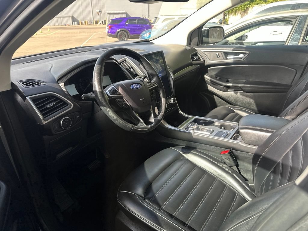 Used 2022 Ford Edge Titanium AWD/4WD image 18