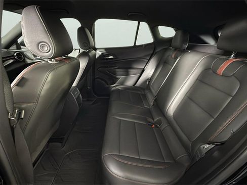 Used 2024 Chevrolet Trax RS w/ Driver Confidence Package image 26